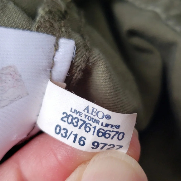 American Eagle Outfitters 100% Cotton Jacket Small Army Green Distressed Pockets - Picture 11 of 11